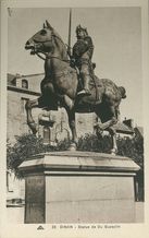 Statue de Du Guesclin
