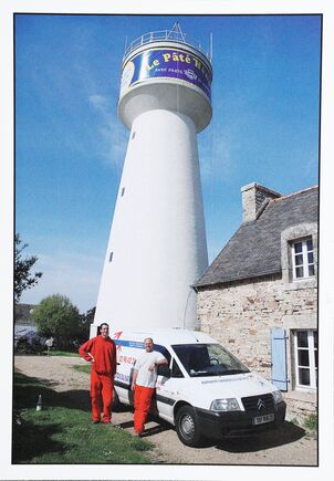 Cartolis Pouldreuzic (Finistère) - Les Alpinistes Brestois du Bâtiment ont installé ...