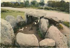 Cartolis Carnac (Morbihan) - Intérieur du dolmen de Kermario