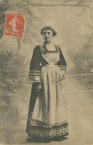 Cartolis Pont-Aven (Finistère) - Jeune fille de PONT-AVEN se rendant au Pardon des  ...