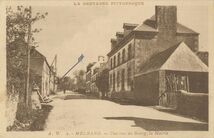 Cartolis Melrand (Morbihan) - Une rue du Bourg, la Mairie