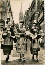Cartolis Quimper (Finistère) - La Reine de Quimper et ses Demoiselles d'Honneur