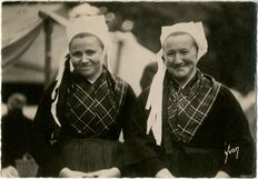 Cartolis Plougastel-Daoulas (Finistère) - Costume et coiffe de PLOUGASTEL-DAOULAS
