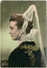 Cartolis Quimper (Finistère) - Costume de QUIMPER.