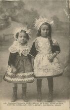 Cartolis Aucune (Finistère) - Costumes Fillettes de CHATEAULIN, LE FAOU, PONT-de ...