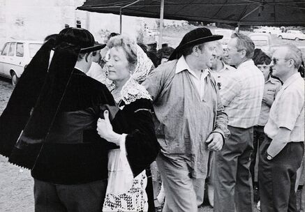 Cartolis Trédion (Morbihan) - Fête bretonne au château