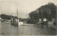 Cartolis Pont-l'Abbé (Finistère) - Chalutiers au Port