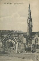 Cartolis Pluguffan (Finistère) - Le Clocher de l'Eglise et l'Arc de Triomphe