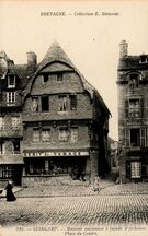 Cartolis Guingamp (Côtes d'Armor) - Maisons anciennes à façade d'Ardoises.