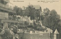 Cartolis Dinard (Ille-et-Vilaine) - Terrasse de l'Hôtel Crystal et le Jardin