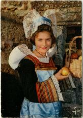 Cartolis Pont-Aven (Finistère) - Costume de la région de Pont-Aven