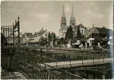 Cartolis Quimper (Finistère) - Les Passerelles avec vue sur la Cathédrale