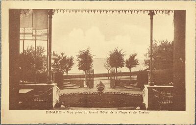 Cartolis Dinard (Ille-et-Vilaine) - Vue prise du Grand Hôtel de la Plage et du Casino