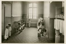 Cartolis Roscoff (Finistère) - Un lavabo