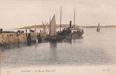Cartolis Dinard (Ille-et-Vilaine) - Le Bac au Débarcadère